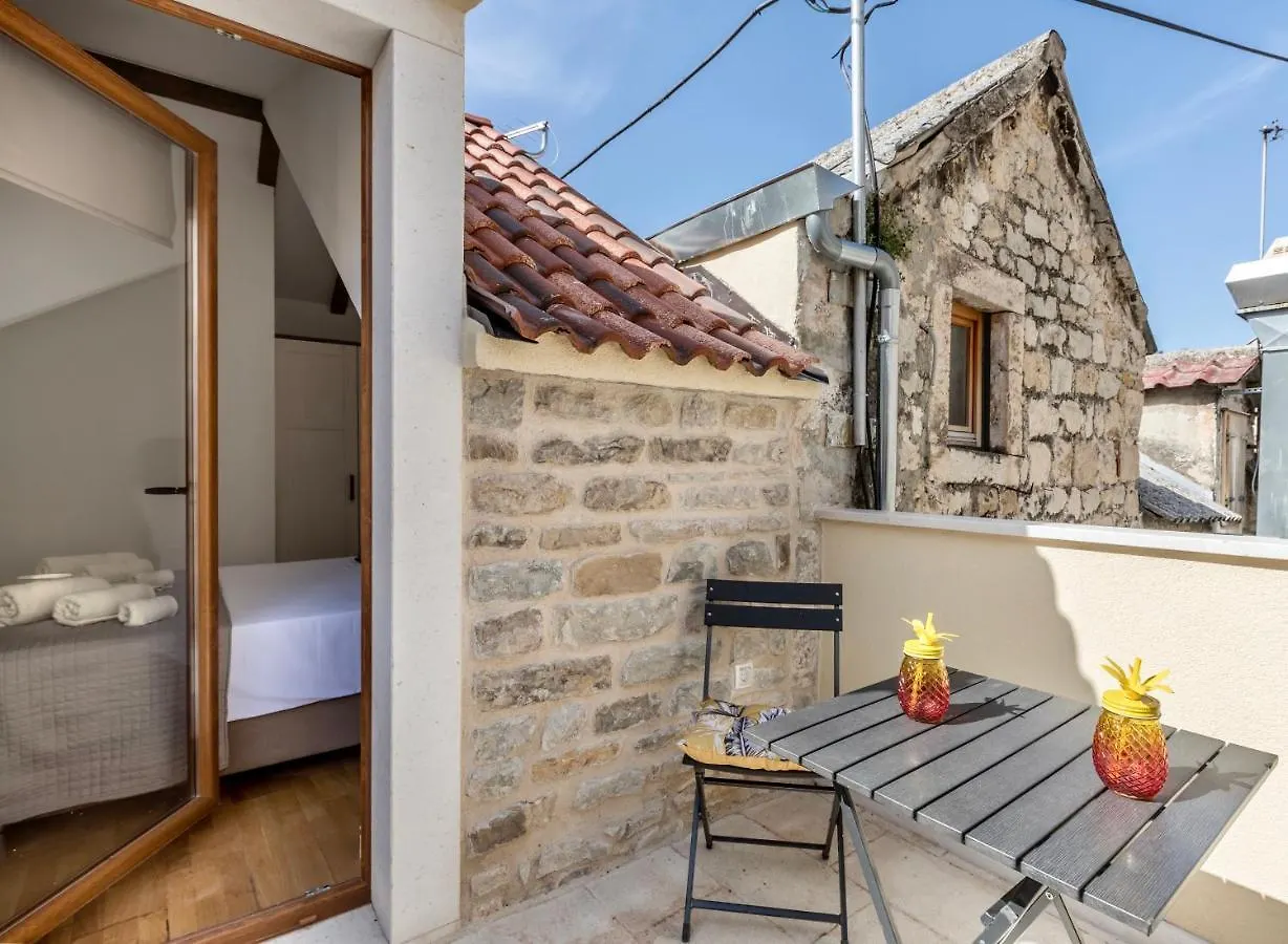 D & D Luxury Apartment Kastela Croatia